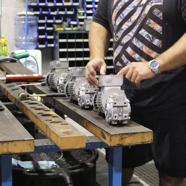 gear motors Mississauga Ontario
					width=